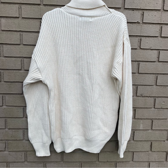 Orvis Crème Long Length Cotton Turtleneck Sweater Size Large USA Made - Picture 7 of 7